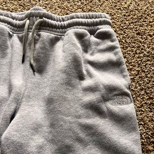 North face jogging pants